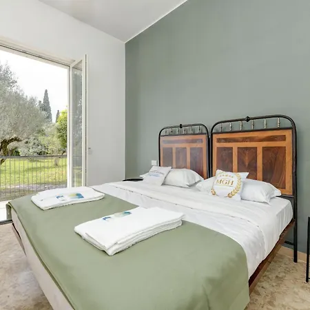 Mgh Luxury -